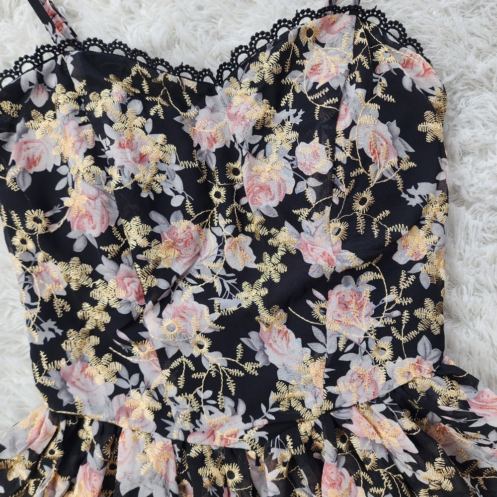 Vici Black Floral Embroidered Peplum Tank - Picture 5 of 8